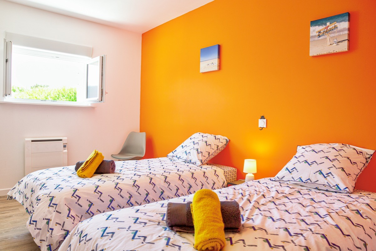 Chambre avec 2 lits simple