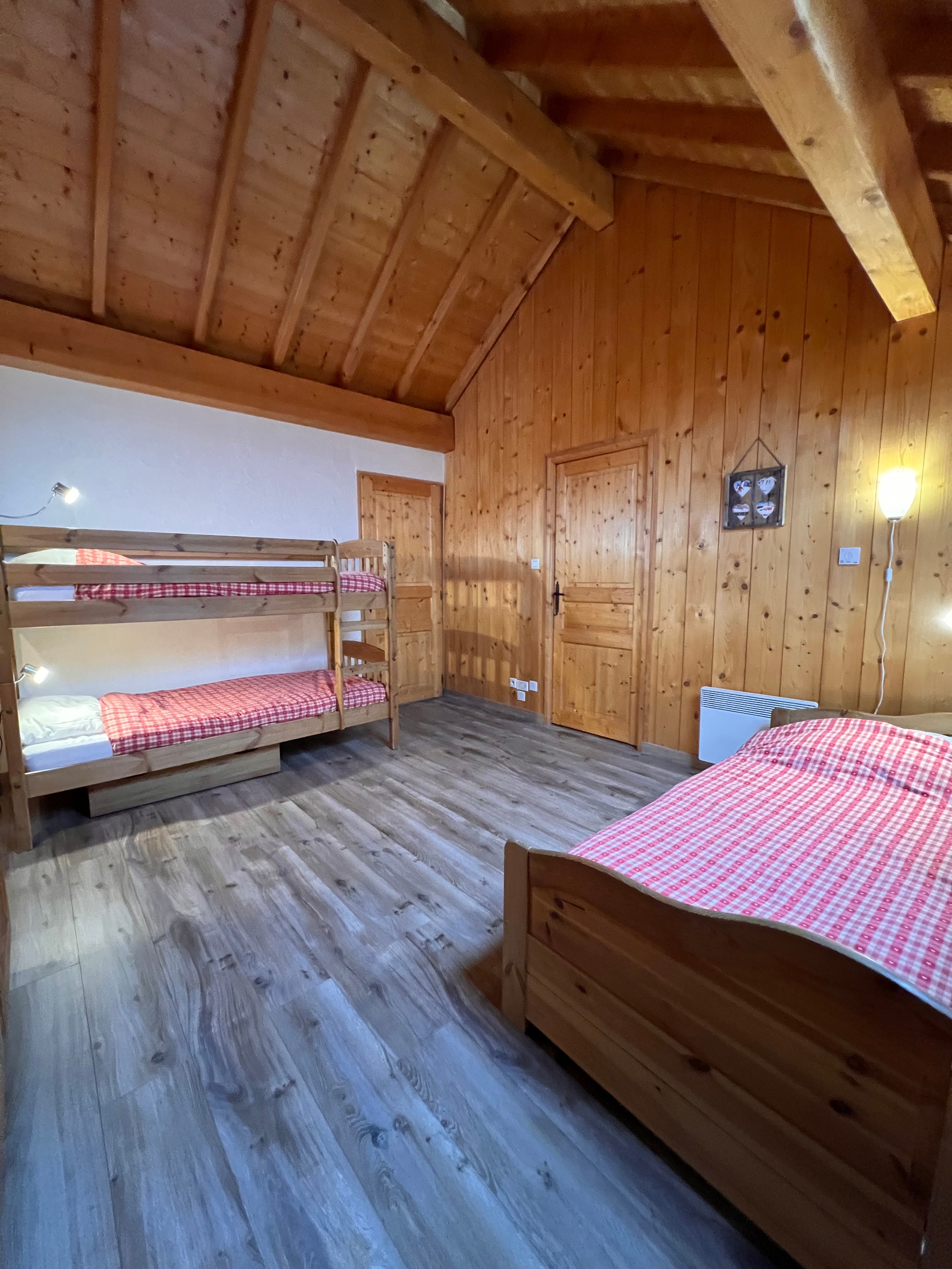 Chambre mezzanine avec 4 couchages