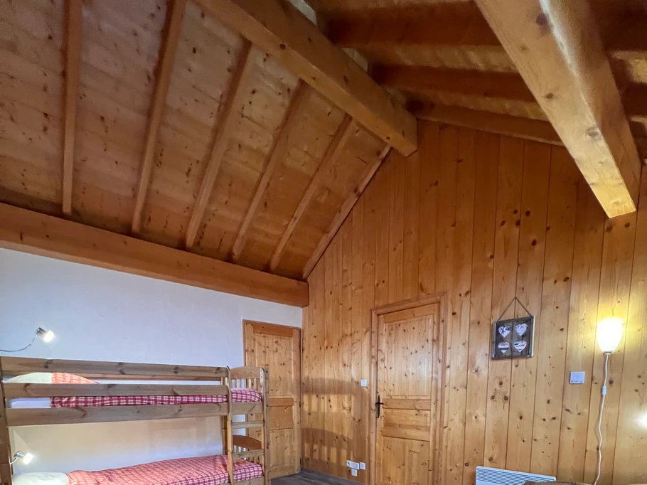 Chambre mezzanine avec 4 couchages
