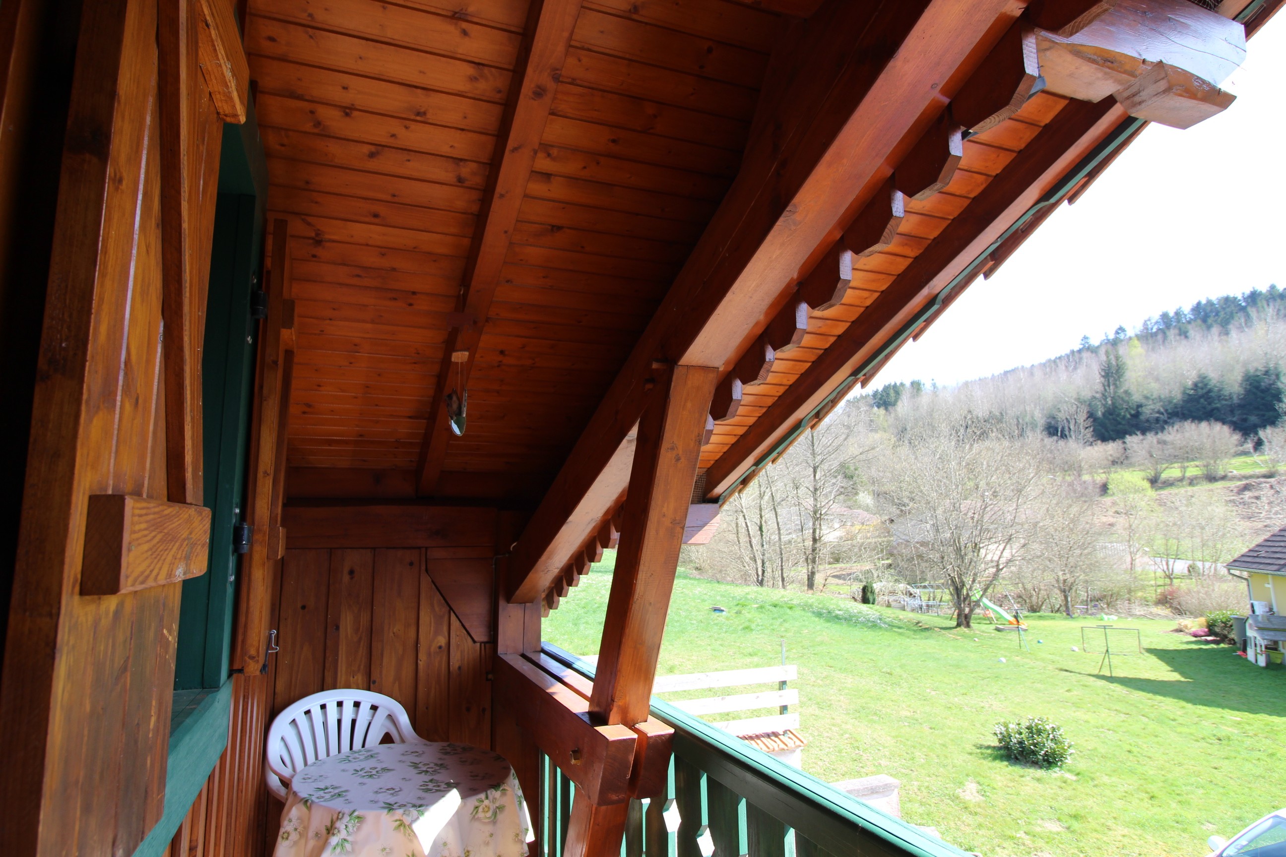 Balcon sur la mezzanine  - La 2 CV Verte