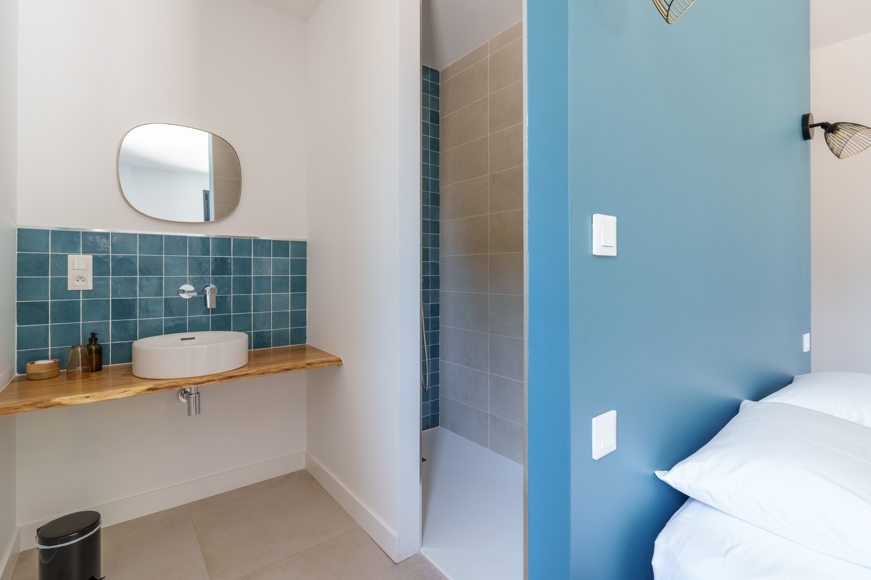 Chambre bleue au rez-de-chaussée