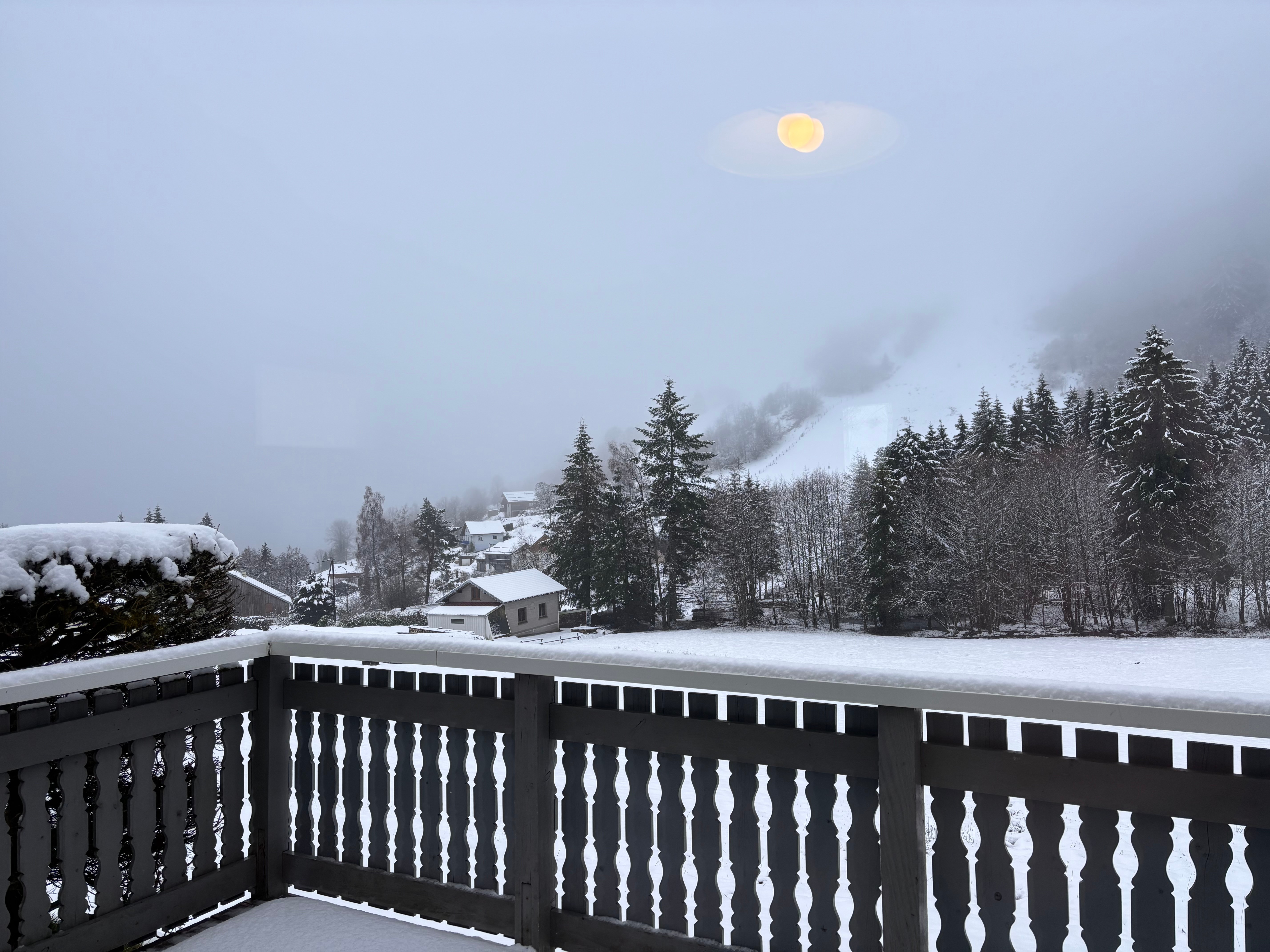 Balcon sous la neige  - Chalet Le Piena - La Bresse