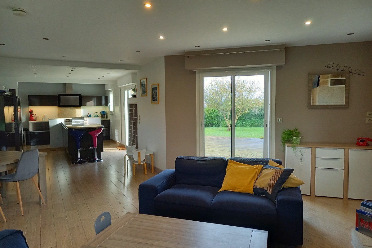 Clévacances - Location 10 personnes - salon - Langueux - Maison avec jacuzzi