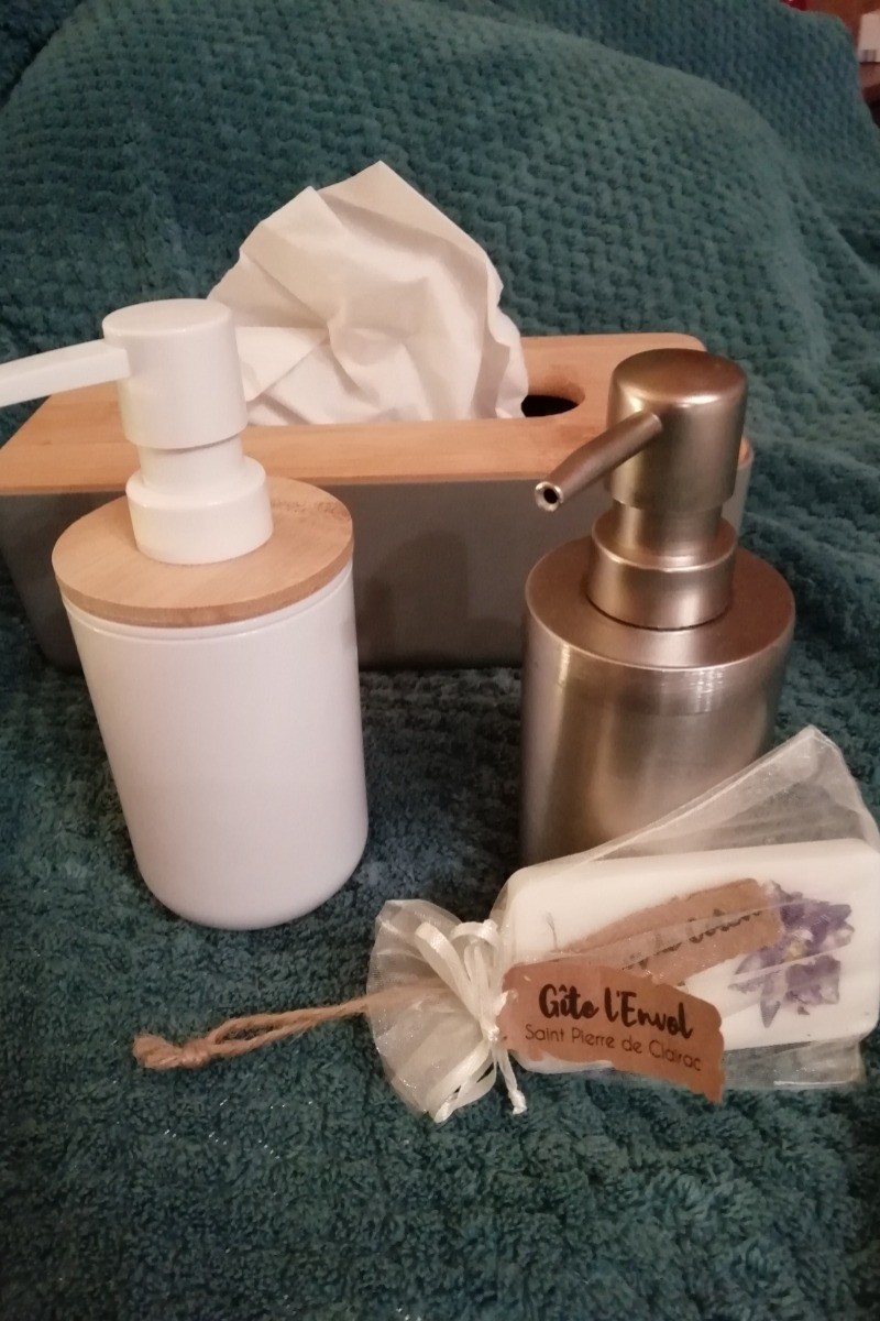 le kit hygiène à disposition