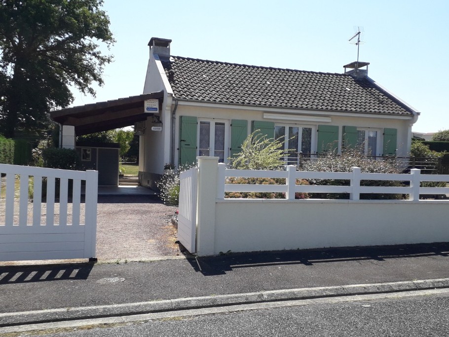 JARDIN CLOS GITE LES THUYAS HAUTE-VIENNE