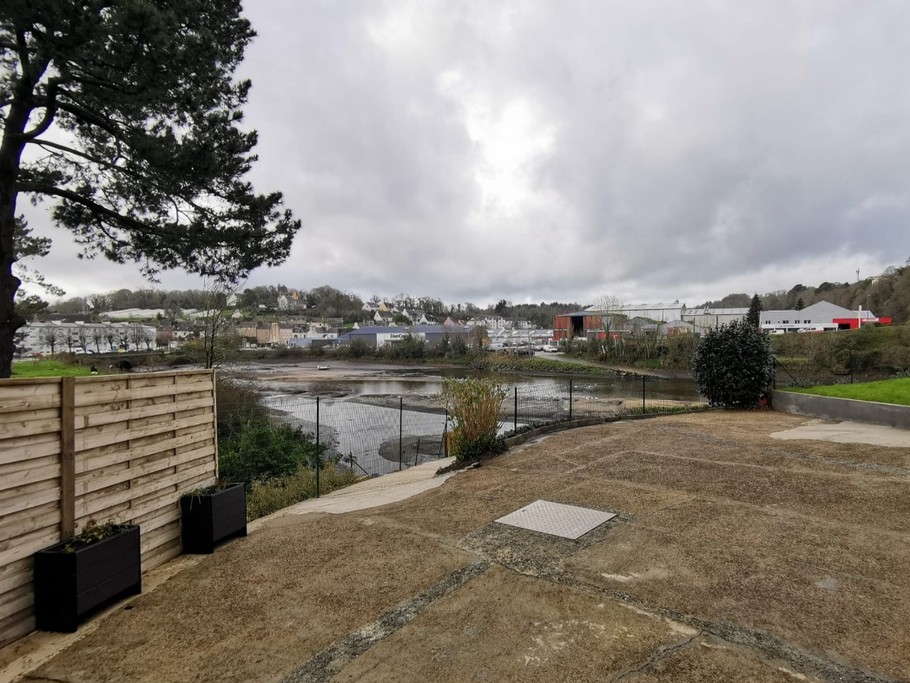 Jardin privatif et clos