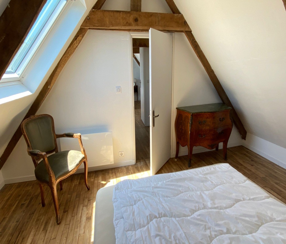 Etage 2 (vue2) : Chambre 5 avec 1 lit 160