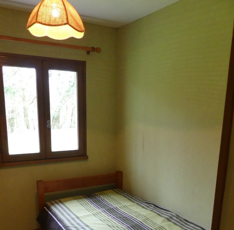 Chambre:  3 pers  lit140+ lit90