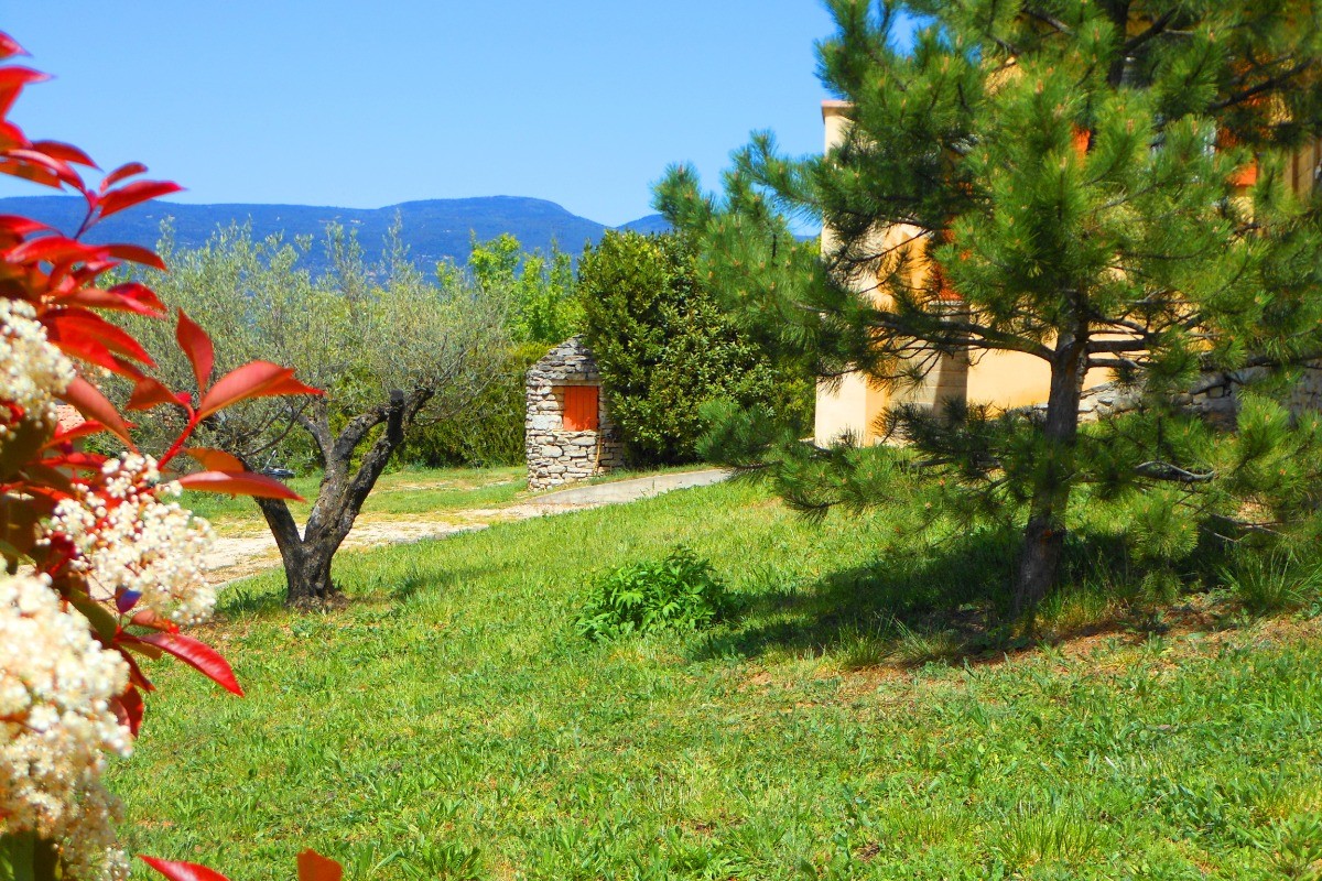 LES LUMIGNONS - LUBERON - Meublé de Tourisme 3 Etoiles