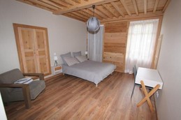 Chambre 1 avec salle d'eau