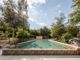 Piscine - Nid de l'hirondelle