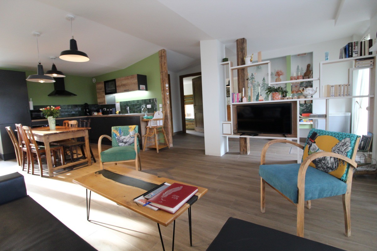 Salon  - Maison de campagne sous son toit végétal