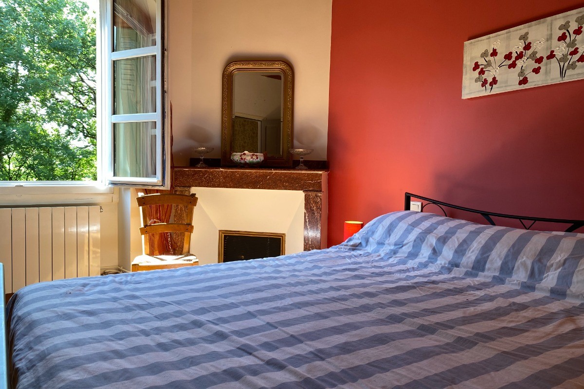 Gite Combefa-Cordes-chambre double