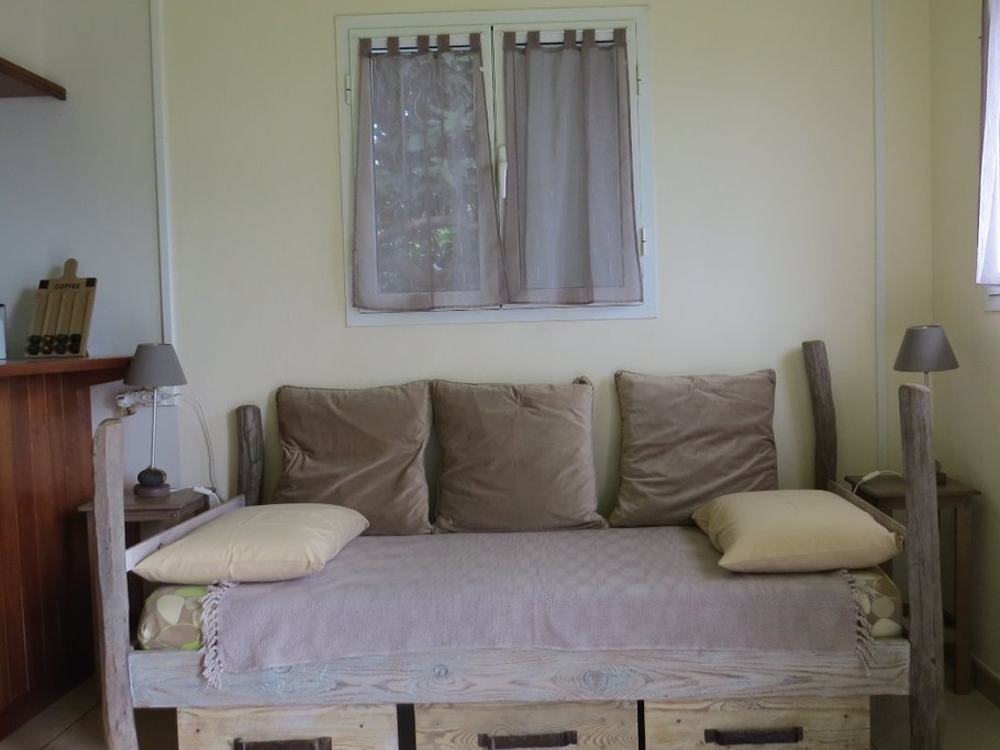 Le lit individuel - canapé