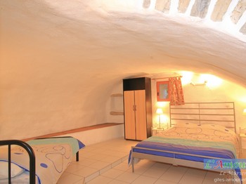 Gîte Le Mûrier chambre lit 160x200