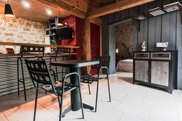 Pièce de vie de Domaine TerrOcéane en Charente maritime