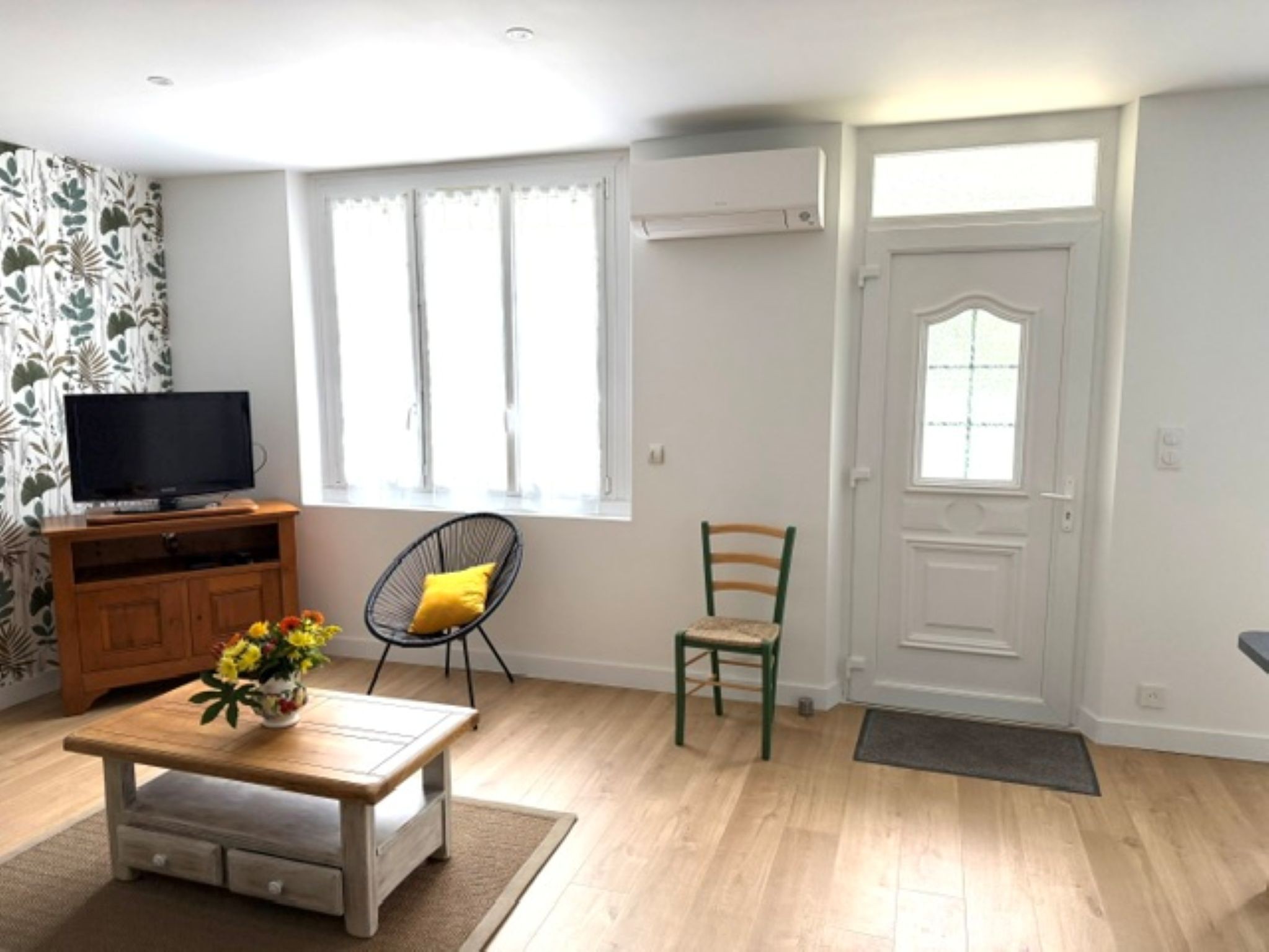 Villa Primerose for 4 people in La Rochelle with garden and free parking, Charente maritime