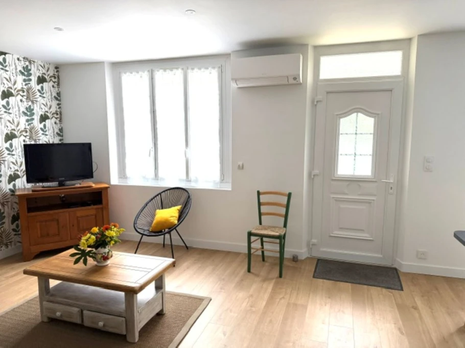Villa Primerose for 4 people in La Rochelle with garden and free parking, Charente maritime