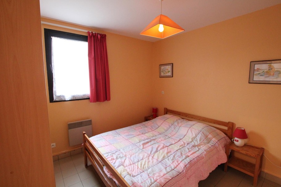 ground floor bedroom