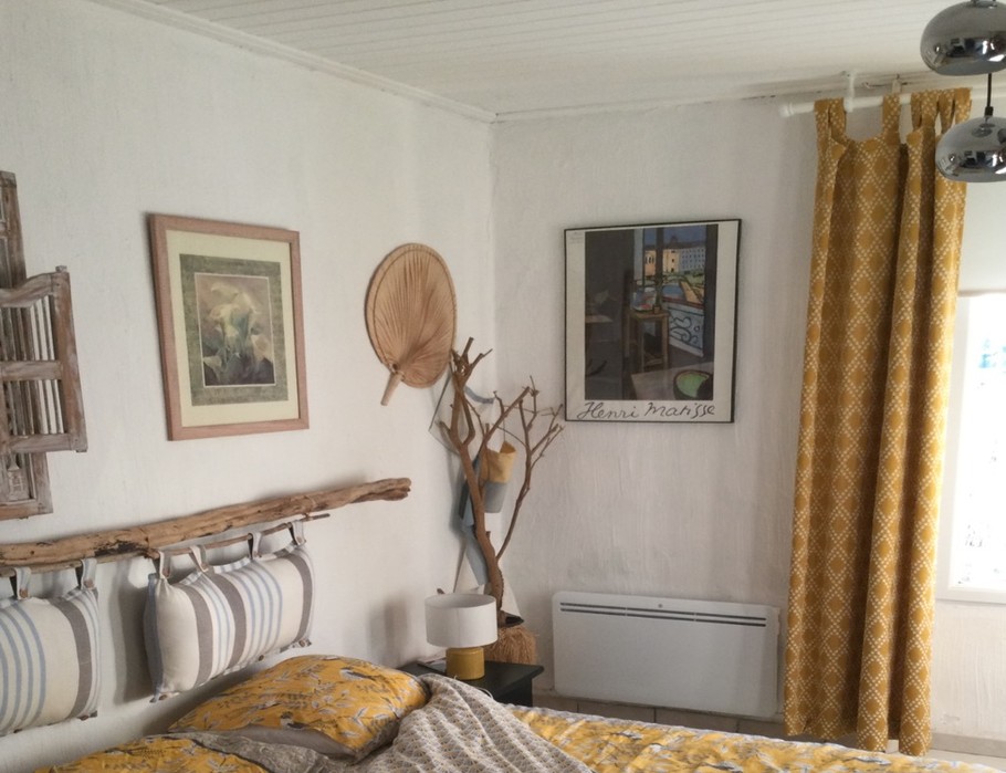 Chambre rdc avec salle d eau et toilette