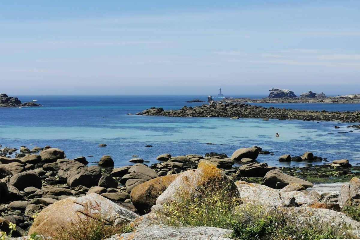 plage à 150 m à marée basse