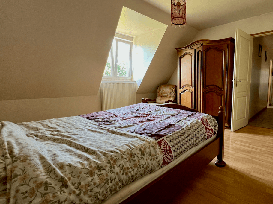 Chambre 2 avec 1 lit 2 personnes + 1 lit une person