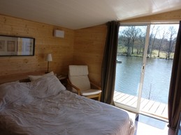 la chambre avec vue sur l'étang