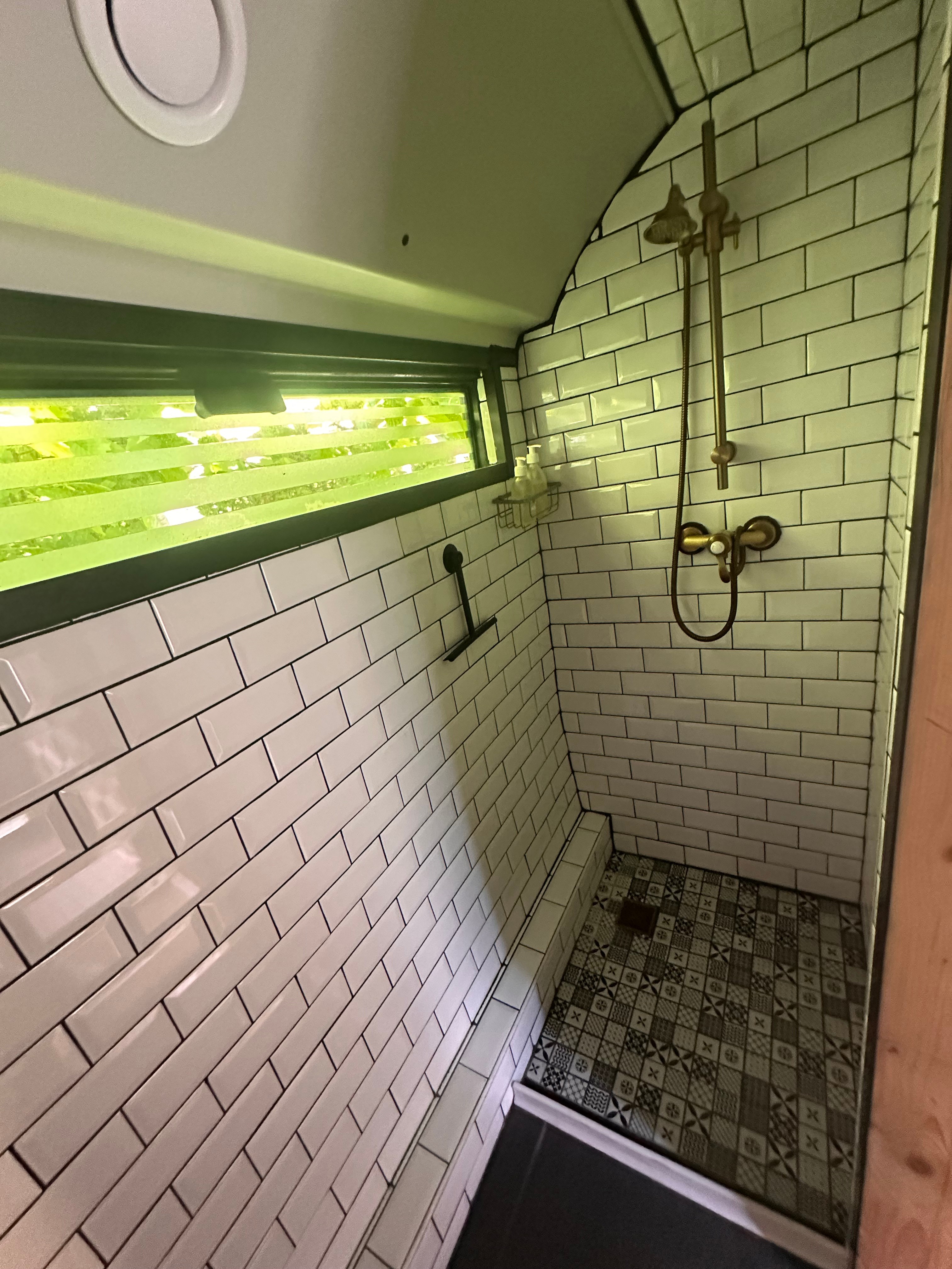 Salle de douche Terminusbus - Crèvecoeur le Grand - Oise - Hauts de France