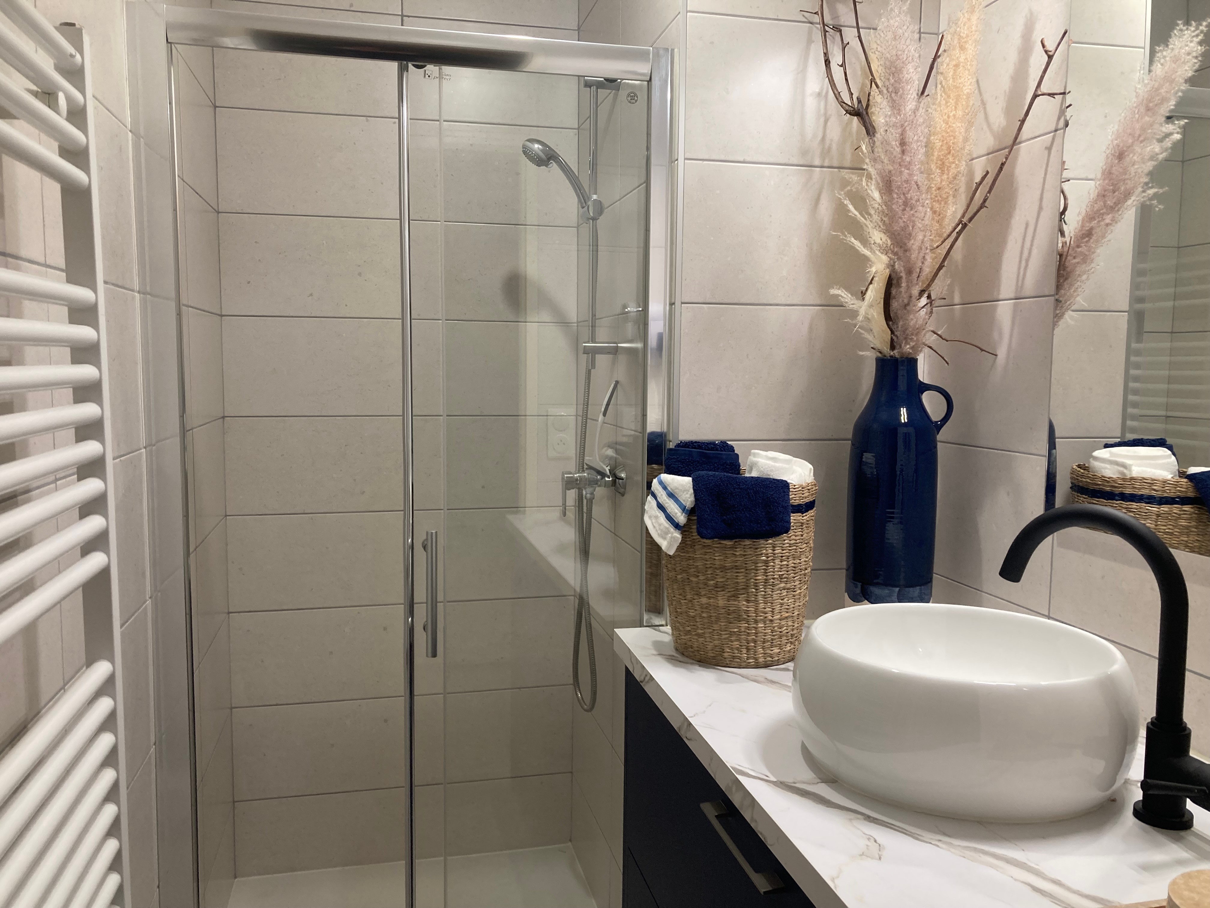 Salle d'eau à l'étage