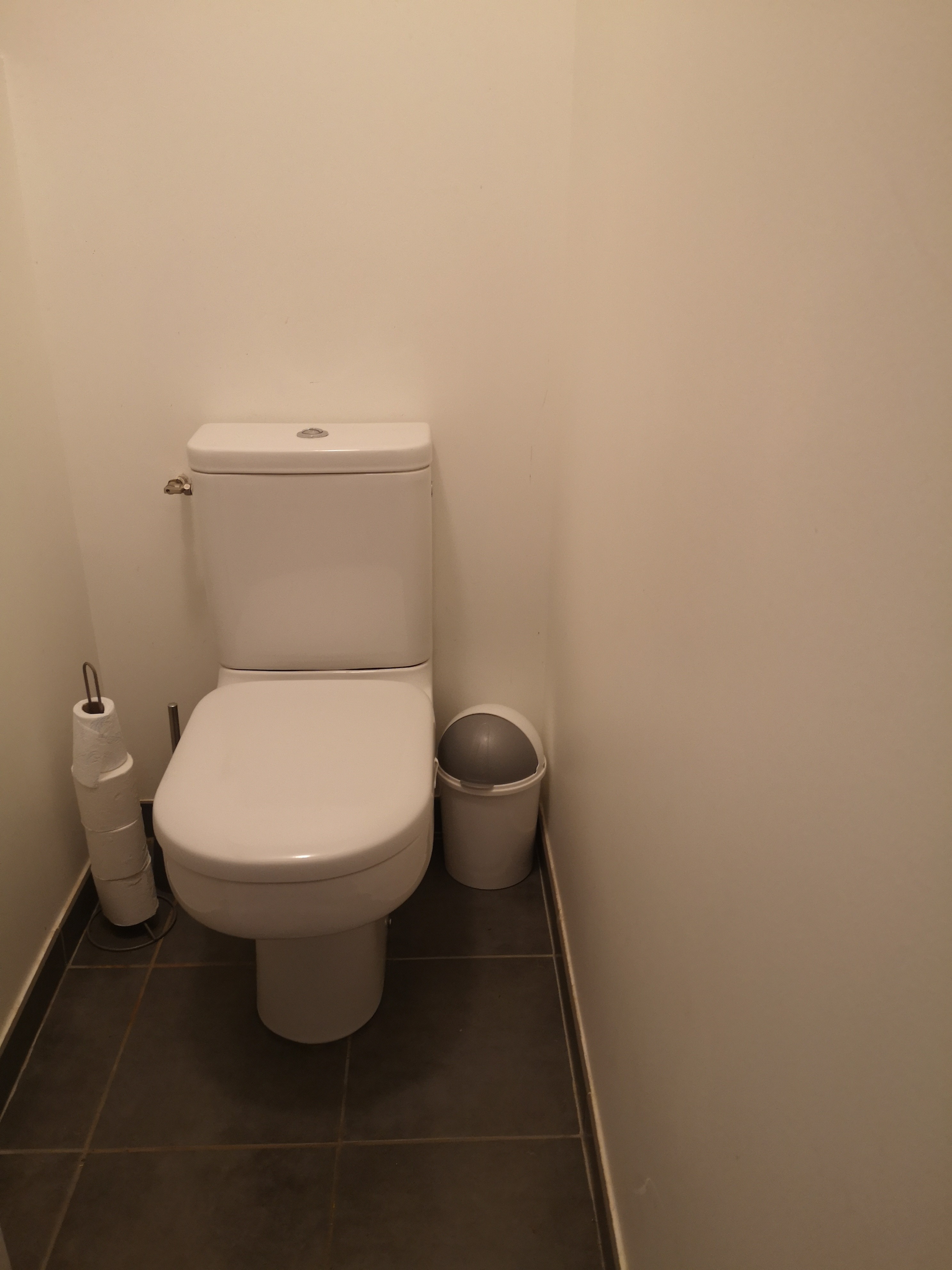 WC indépendant au rez-de-chaussée
