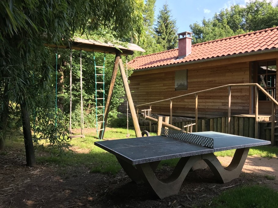 8-Ping Pong, balançoires