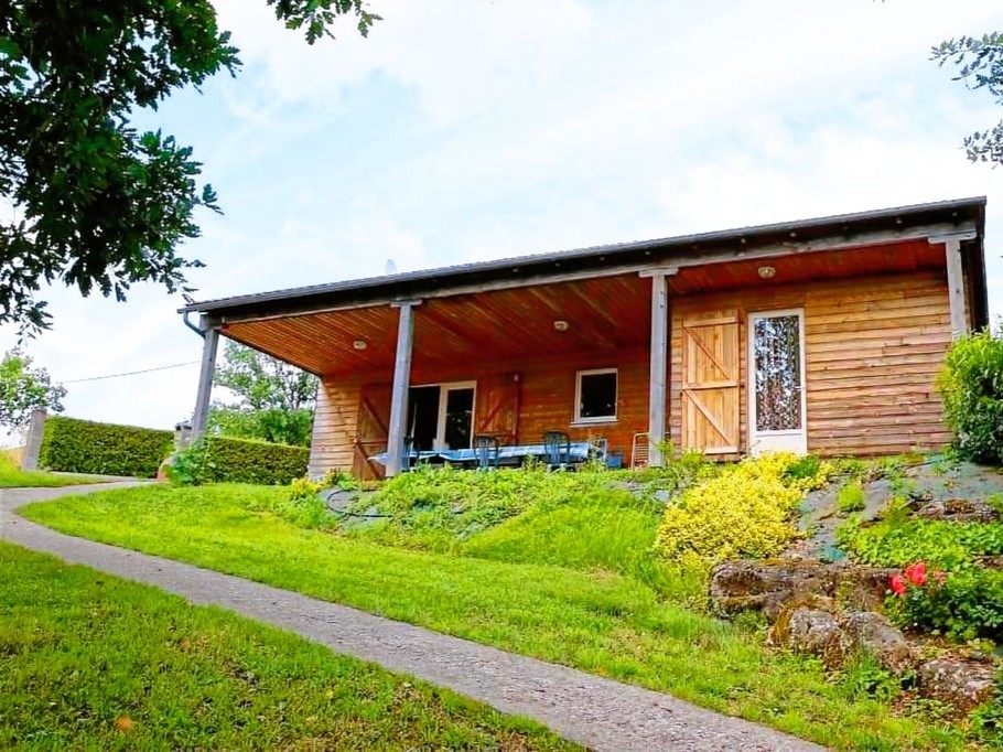 Le Chalet de Segala 46100 Cardaillac Clévacances
