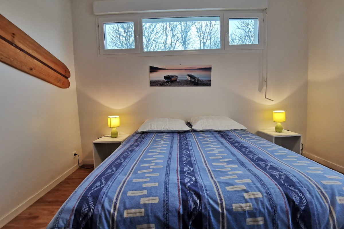 Chambre 1 avec lit 140
