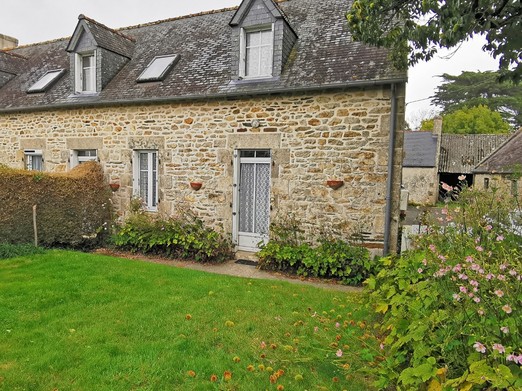 Location pour 4 personnes avec jardin