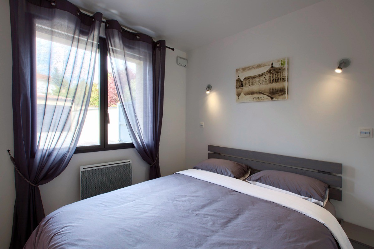 Chambre 1 : lit Queen size 160x200