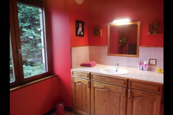 Salle d'eau CHAMBRE D'HOTES LES CHATS HAUTE-VIENNE 87