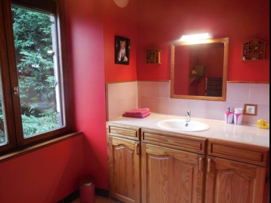 Salle d'eau CHAMBRE D'HOTES LES CHATS HAUTE-VIENNE 87