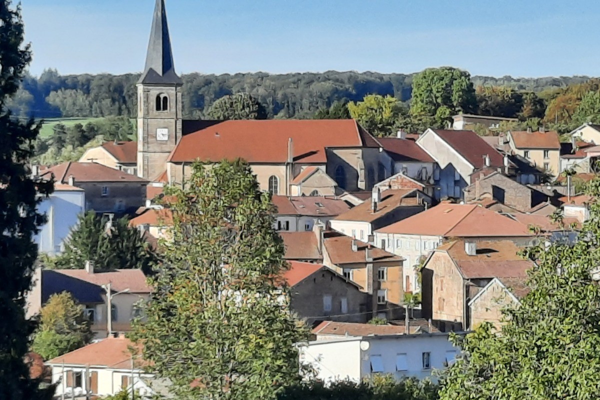 Village, station Thermale de Bains les Bains - Le Chanot
