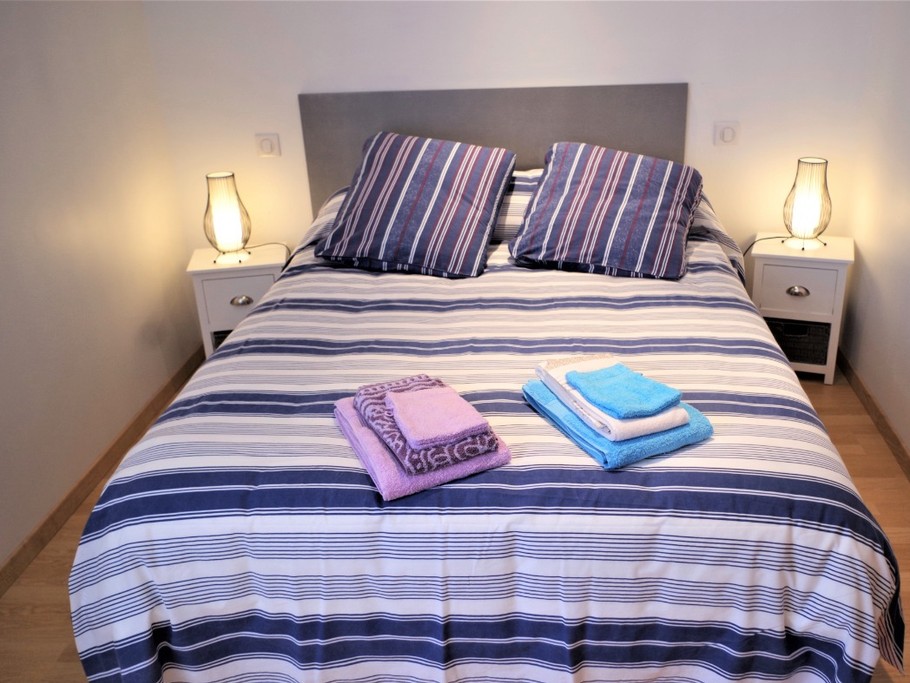 Chambre 1 ; avec lit de 140x190 + banquette lit 80x200