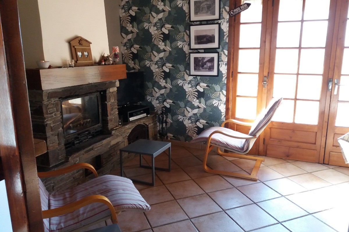 salle à manger - cheminée