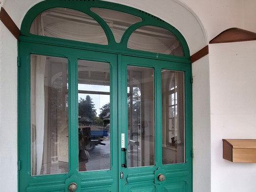 Entrance to the residence