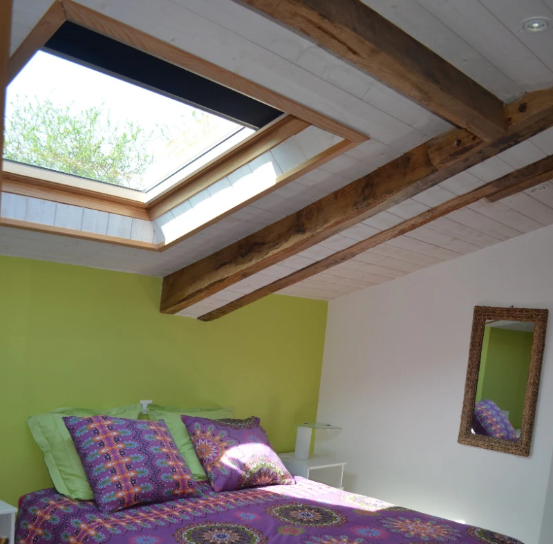 Chambre 3 lits simples 80 x 200 .
Possibilité de les coupler.