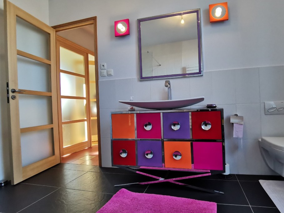 RDC: salle d'eau avec WC