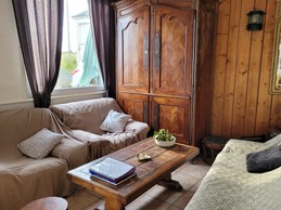 Salon du bas avec vue mer...