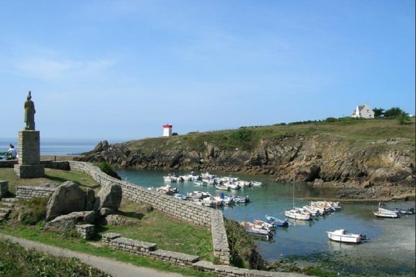 Petit port de Pors Poullan à Plozévet