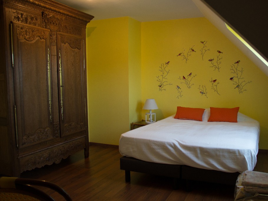 Chambre jaune 2 lits 80/200