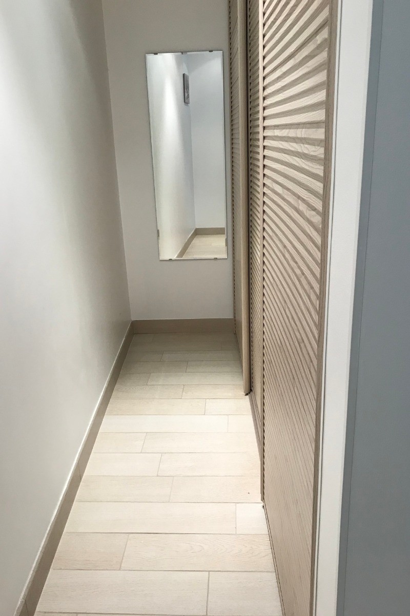 dressing attenant chambre au rez de chaussé