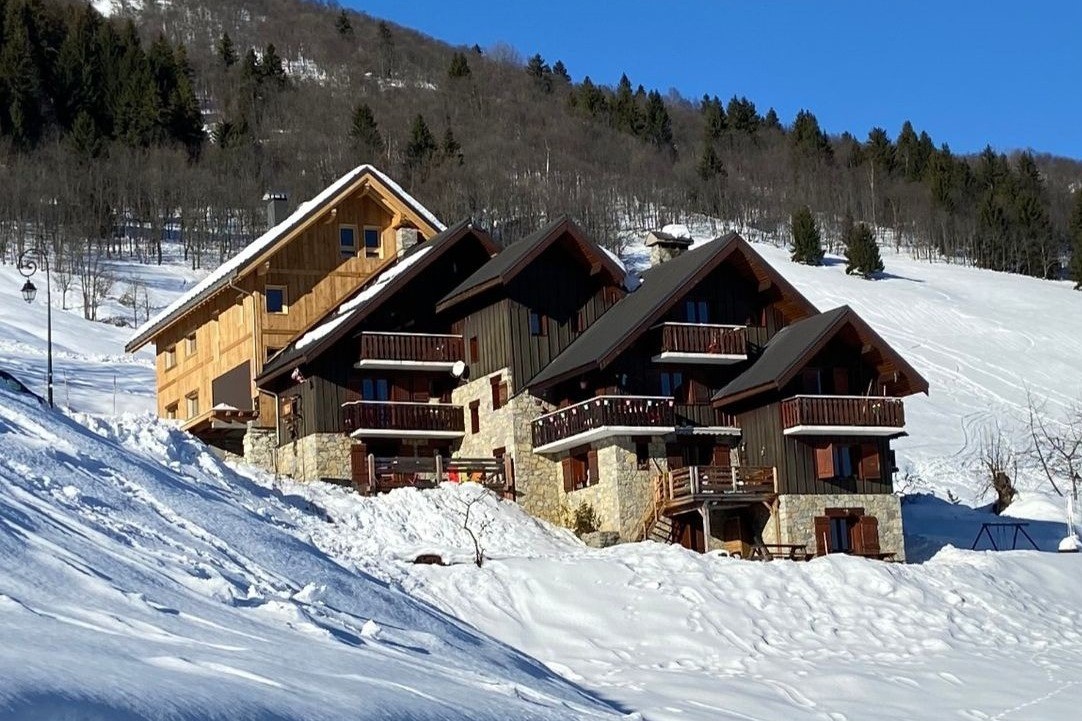 Le chalet en hiver
