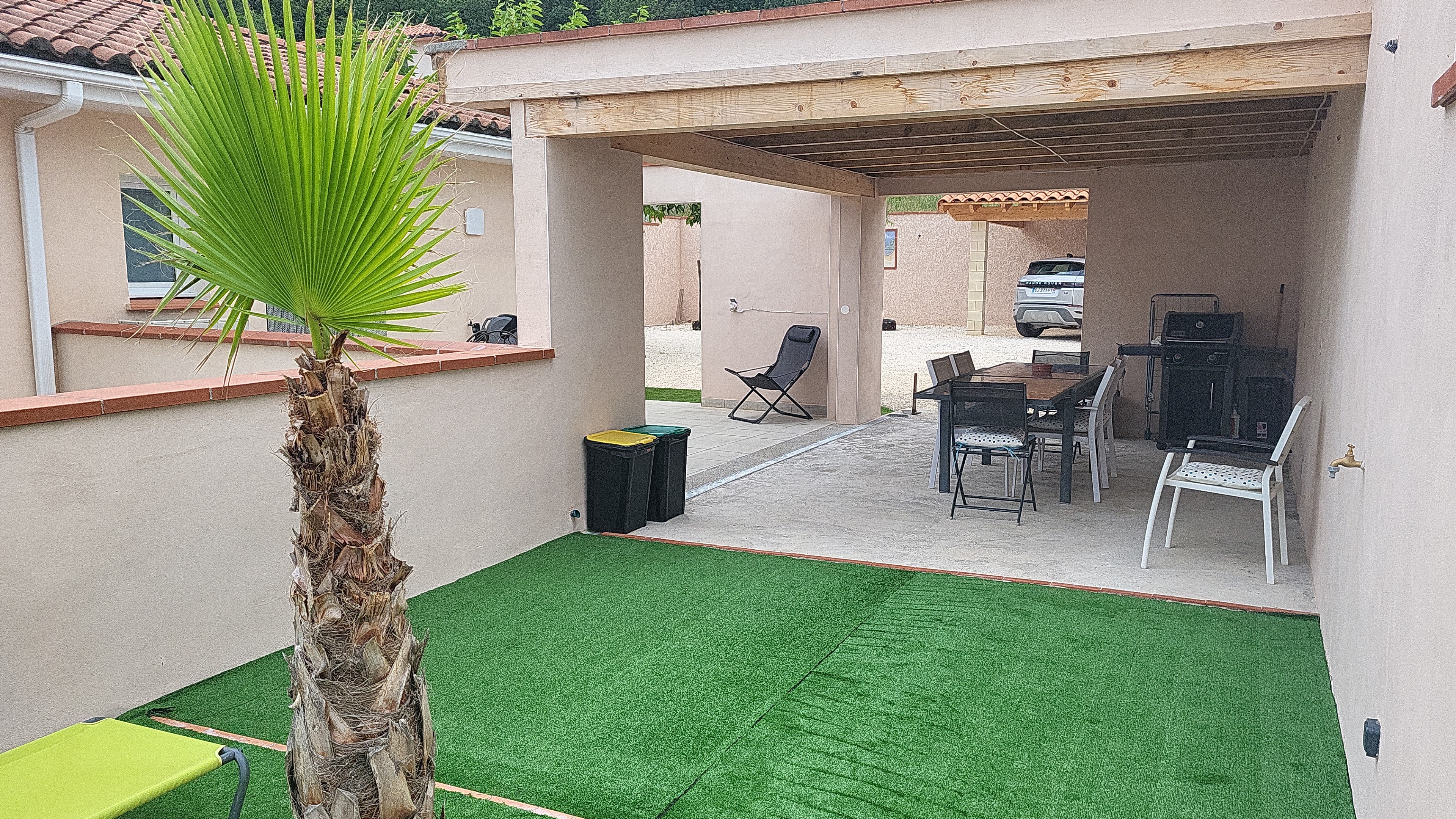 EXTERIEUR PRIVE