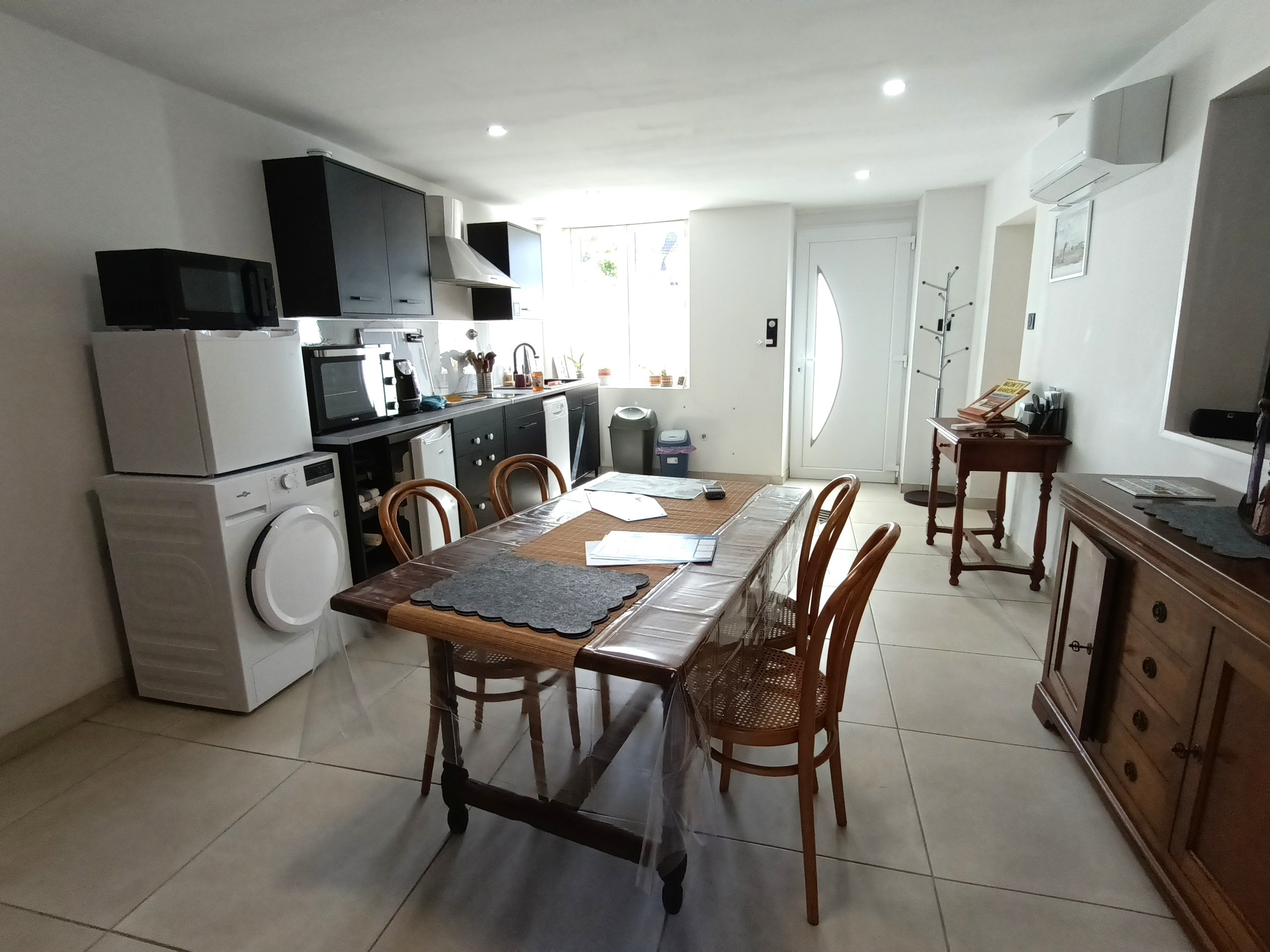 Living room with open kitchen